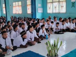 Siswa SMP Negeri 27 Kabupaten OKU Meneladani Prilaku Rasulullah Dikehidupan Sehari – hari