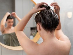 7 Cara Agar Rambut Tidak Mengembang dan Kering