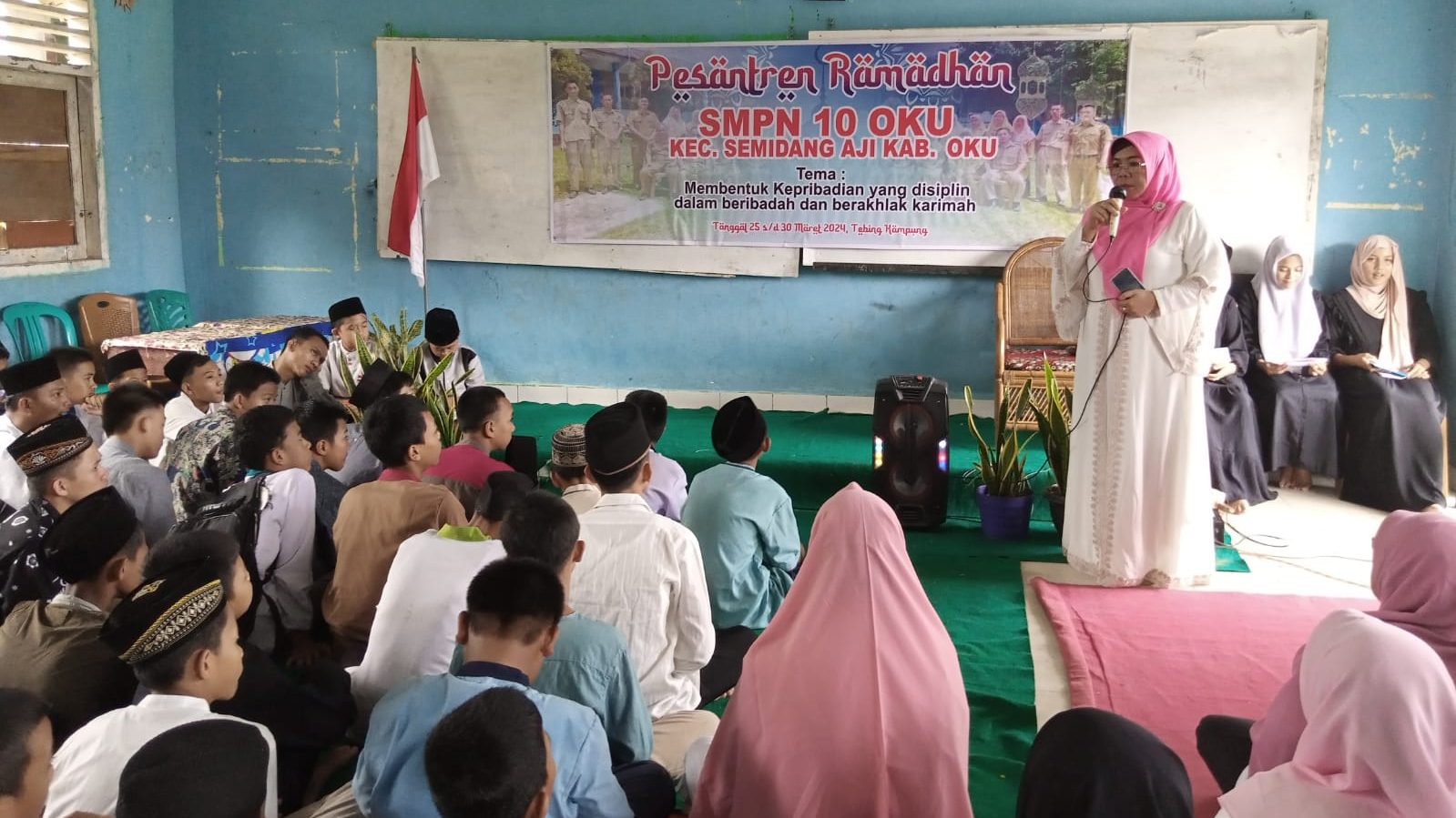 Pesantren Kilat Ramadhan di SMP Negeri 10 OKU bentuk Kepribadian Berkarakter dan Berakhlak Mulia