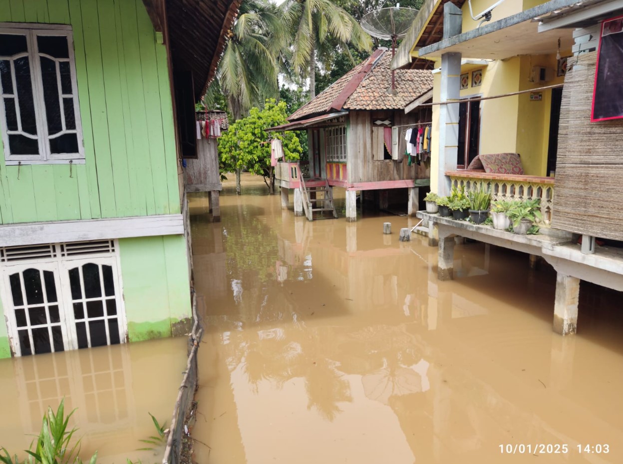 Banjir 1 Meter Genangi Ratusan Rumah di OKU