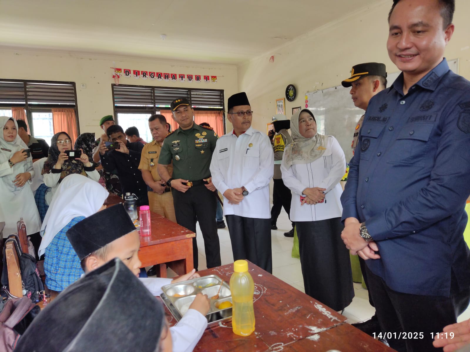 Forkopimda OKU Tinjau Program Makanan Bergizi Gratis