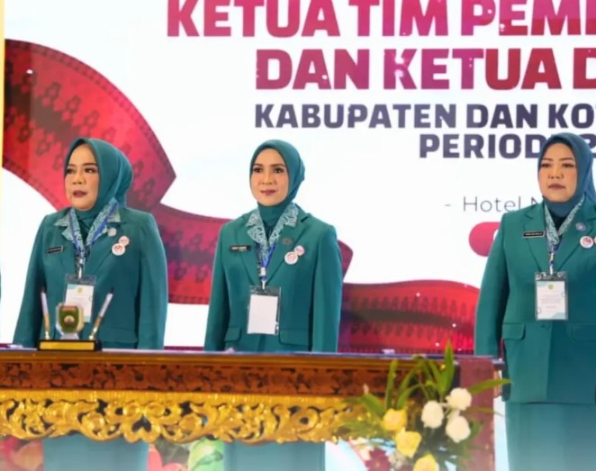 Hj Zwesty Karenia Teddy Ketua TP PKK Kabupaten OKU periode 2025 – 2030.